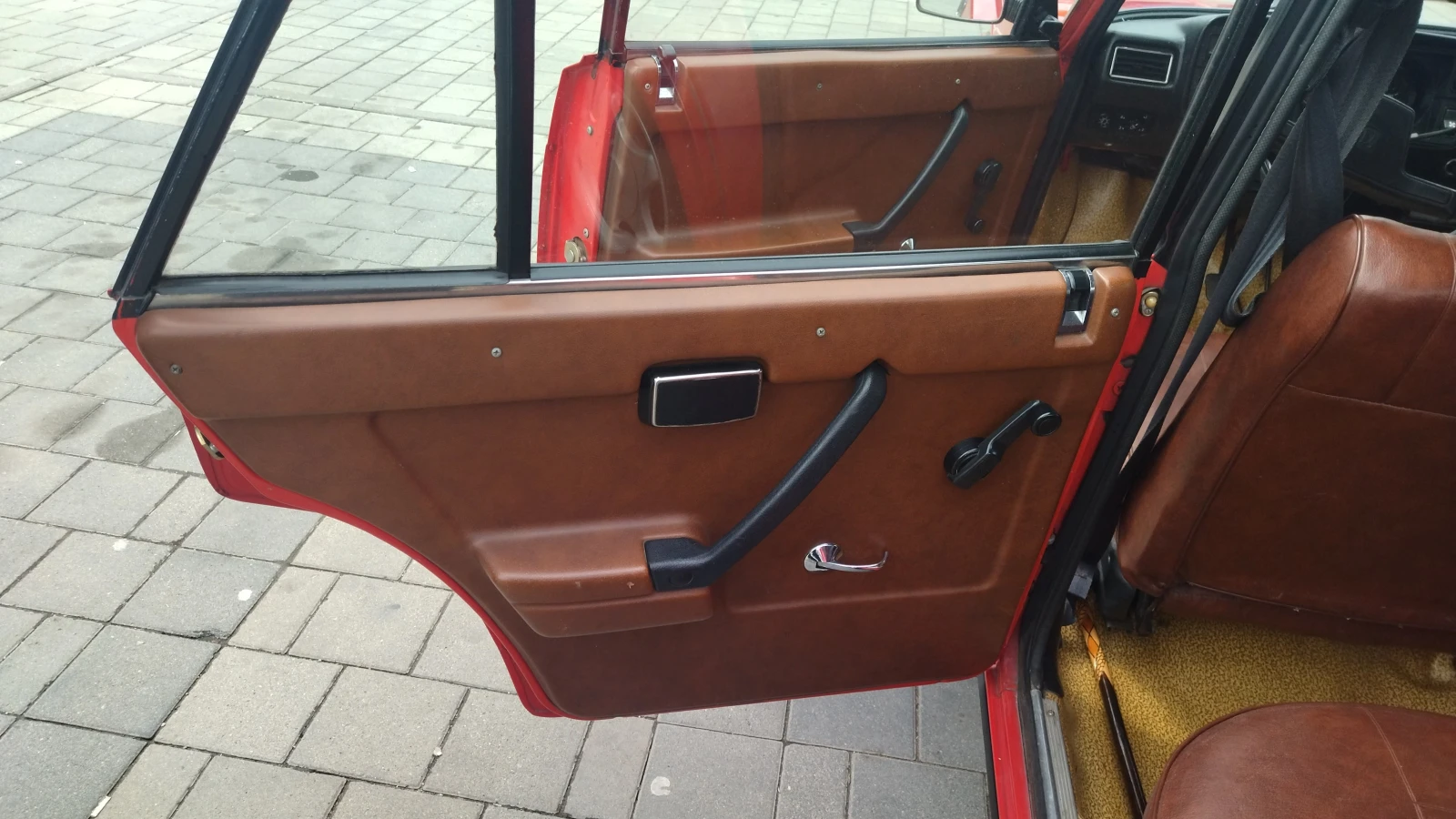 Lada 2105, снимка 14 - Автомобили и джипове - 55772171