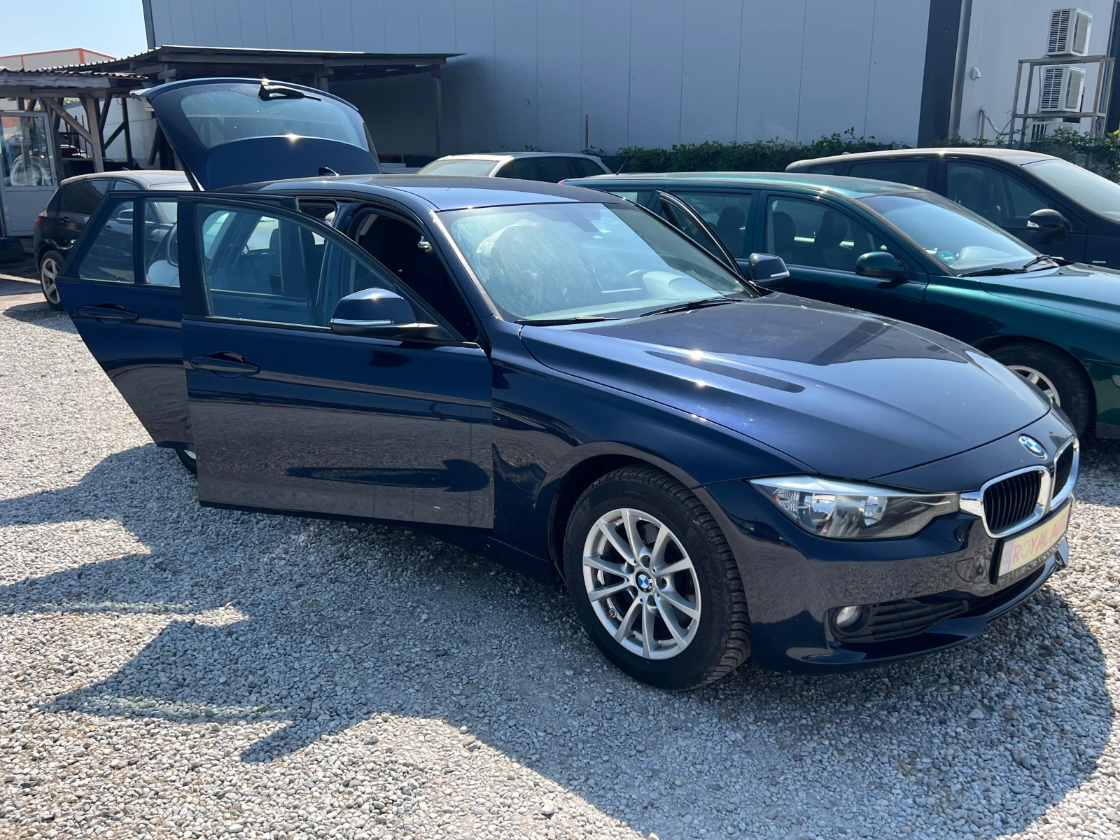 BMW 318 ЛИЗИНГ-АВТОМАТ-КЛИМА, снимка 17 - Автомобили и джипове - 55914630