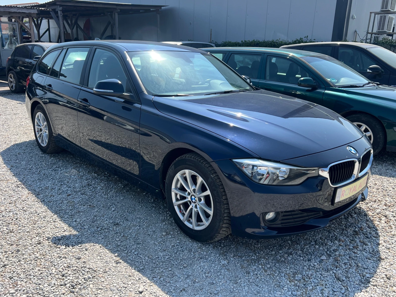 BMW 318 ЛИЗИНГ-АВТОМАТ-КЛИМА, снимка 3 - Автомобили и джипове - 55914630