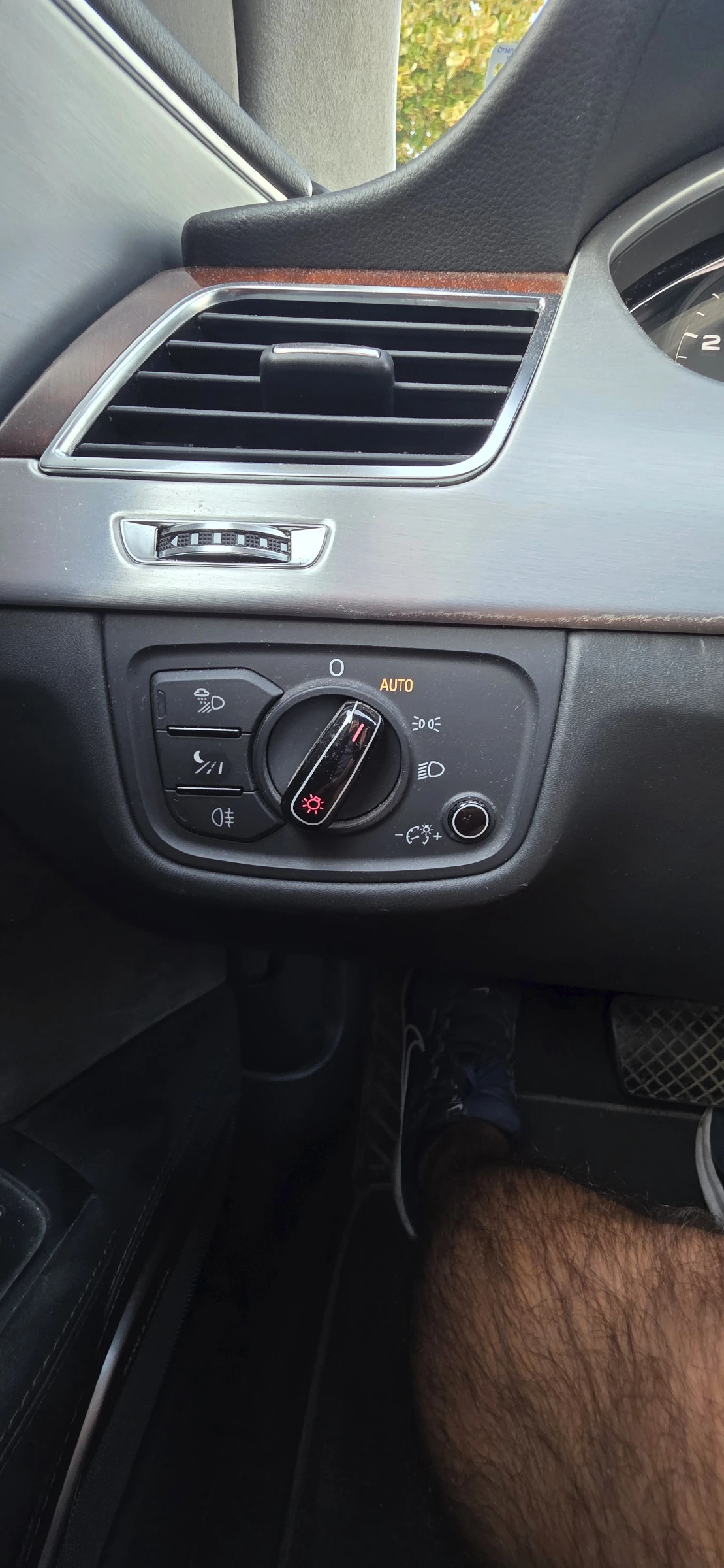 Audi A8, снимка 13 - Автомобили и джипове - 56121721