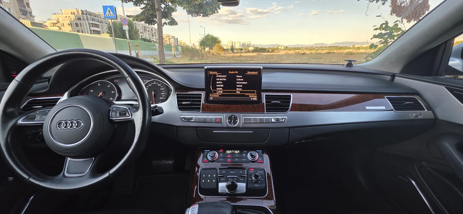 Audi A8, снимка 6 - Автомобили и джипове - 56121721