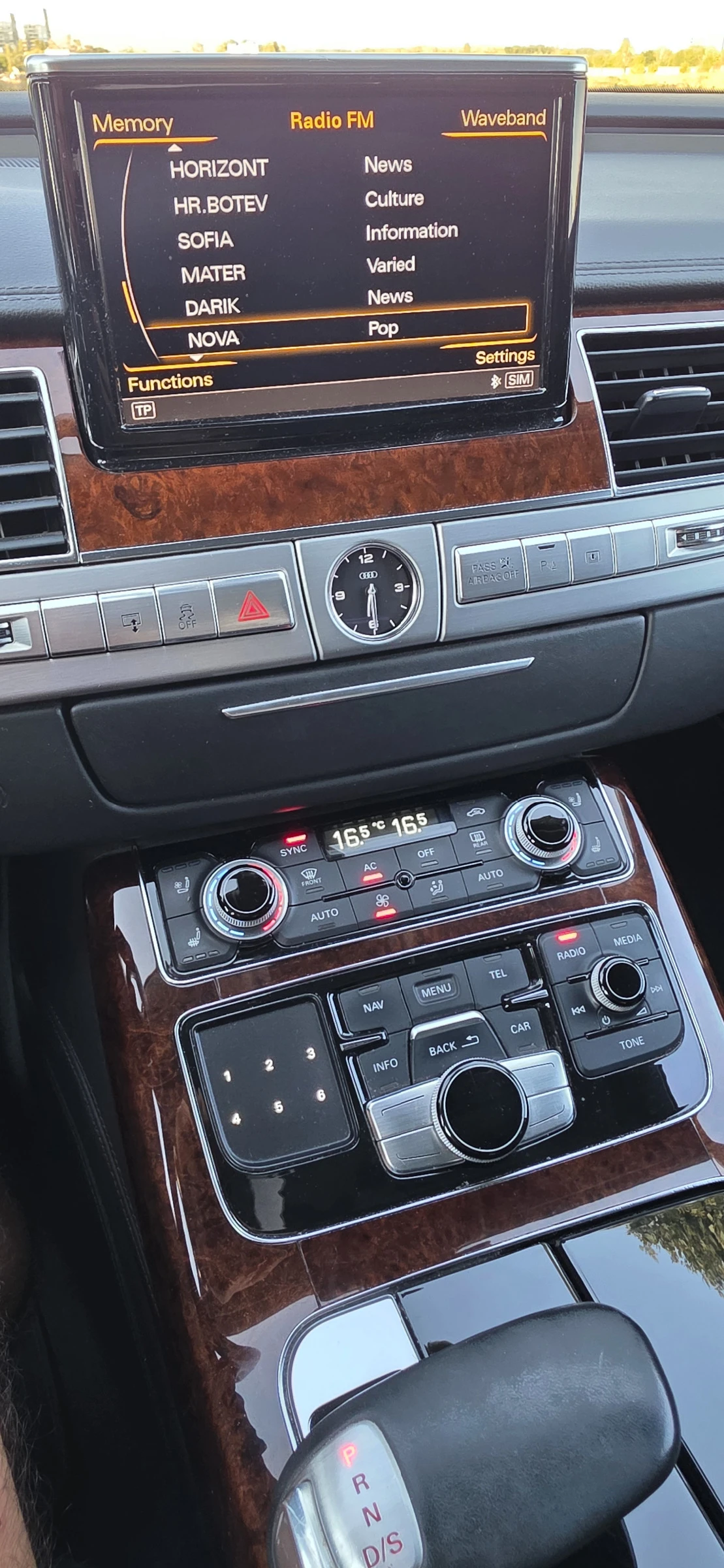 Audi A8, снимка 7 - Автомобили и джипове - 56121721