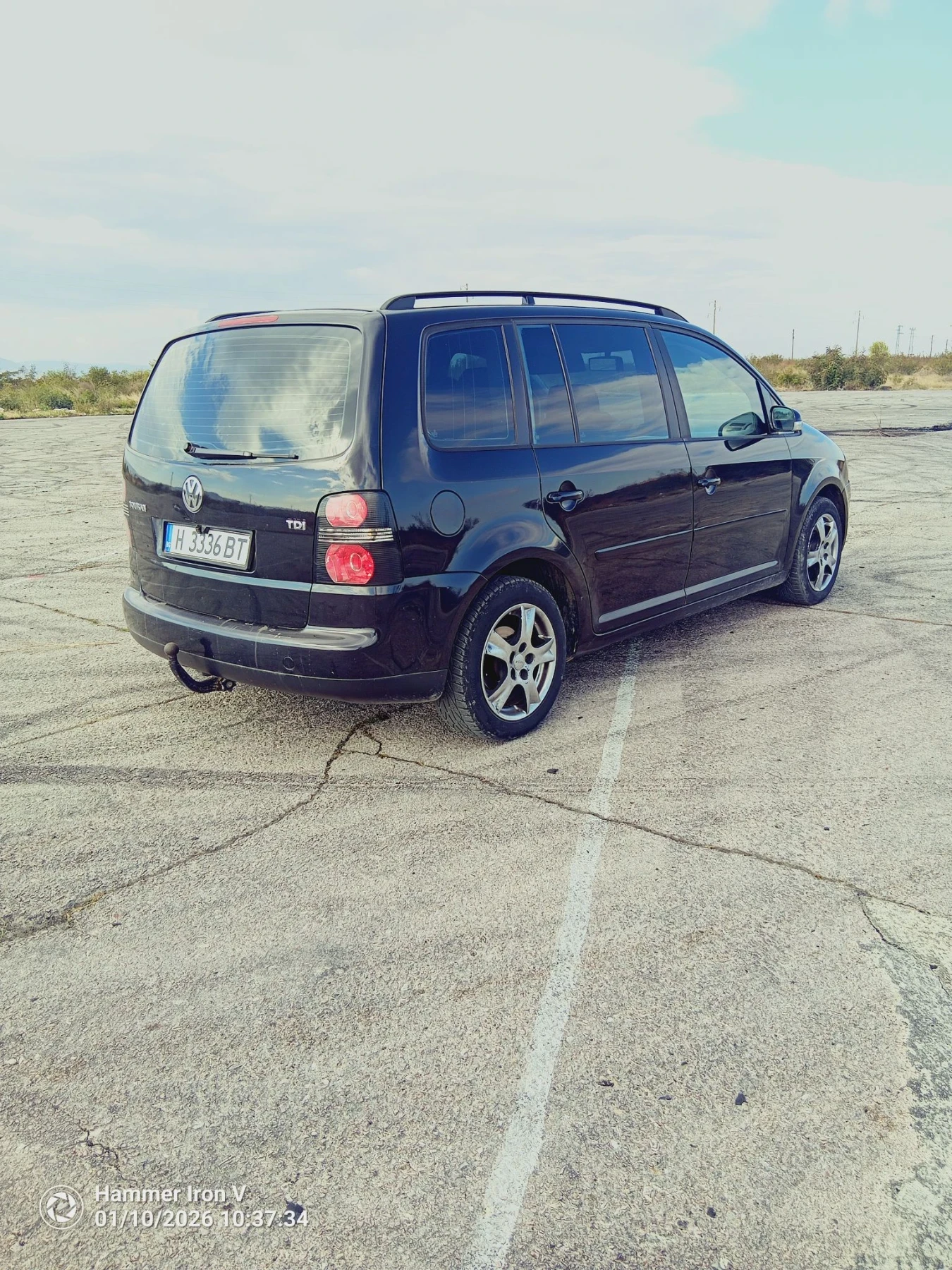 VW Touran 1.9 105ps7 места теглич, снимка 3 - Автомобили и джипове - 56316152