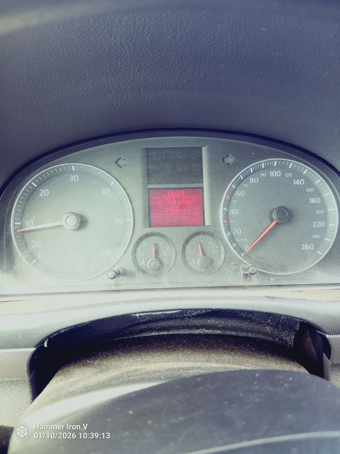 VW Touran 1.9 105ps7 места теглич, снимка 6 - Автомобили и джипове - 56316152