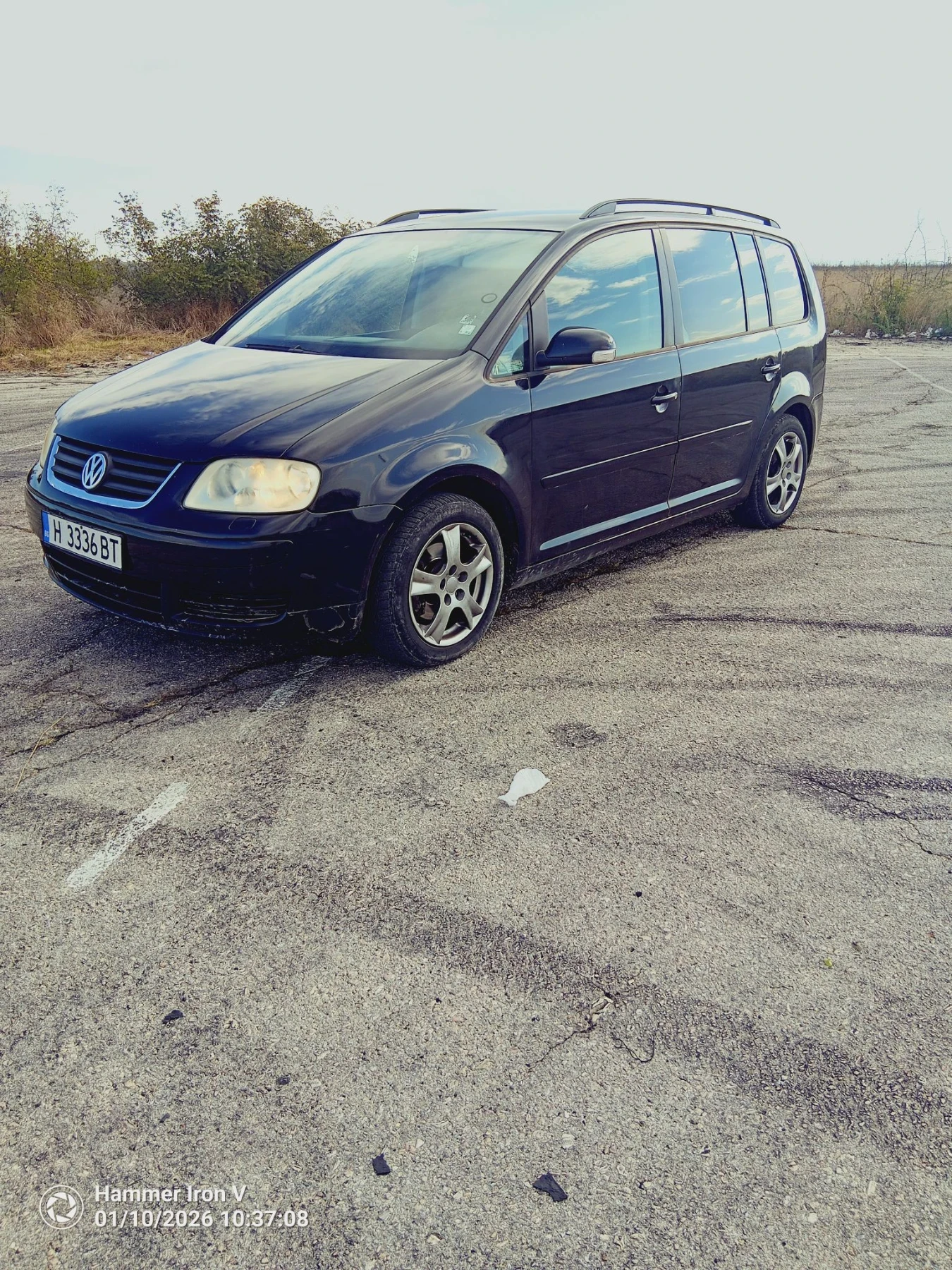 VW Touran 1.9 105ps7 места теглич, снимка 2 - Автомобили и джипове - 56316152