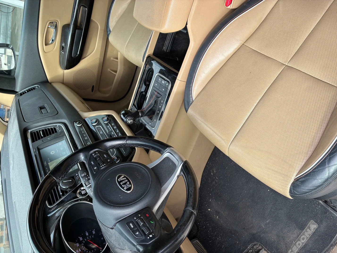 Kia Sedona SXL | Mobile.bg � ����������� 10