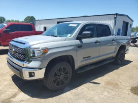 Toyota Tundra 5.7L/CREWMAX SR5