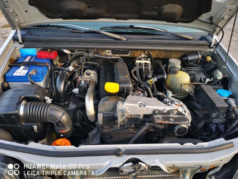 Suzuki Jimny 1.5 DCI, снимка 13 - Автомобили и джипове - 43868582