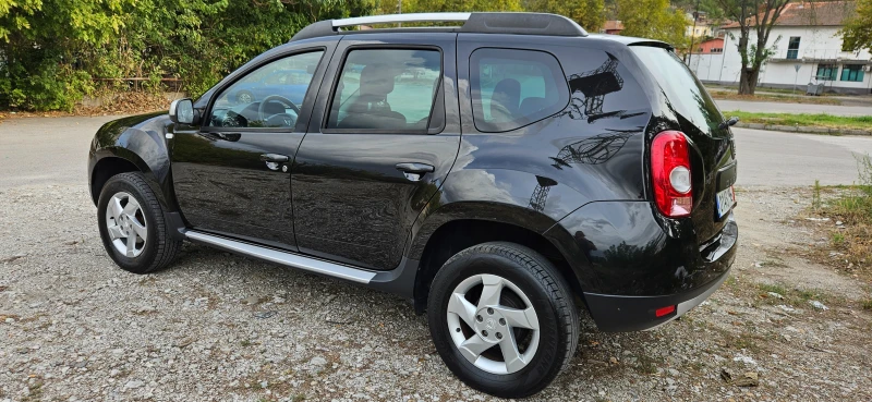 Dacia Duster 1.6i-110KС* 2010г* LAUREATE* НОВ ВНОС* ПЕРФЕКТНА* , снимка 6 - Автомобили и джипове - 47341893