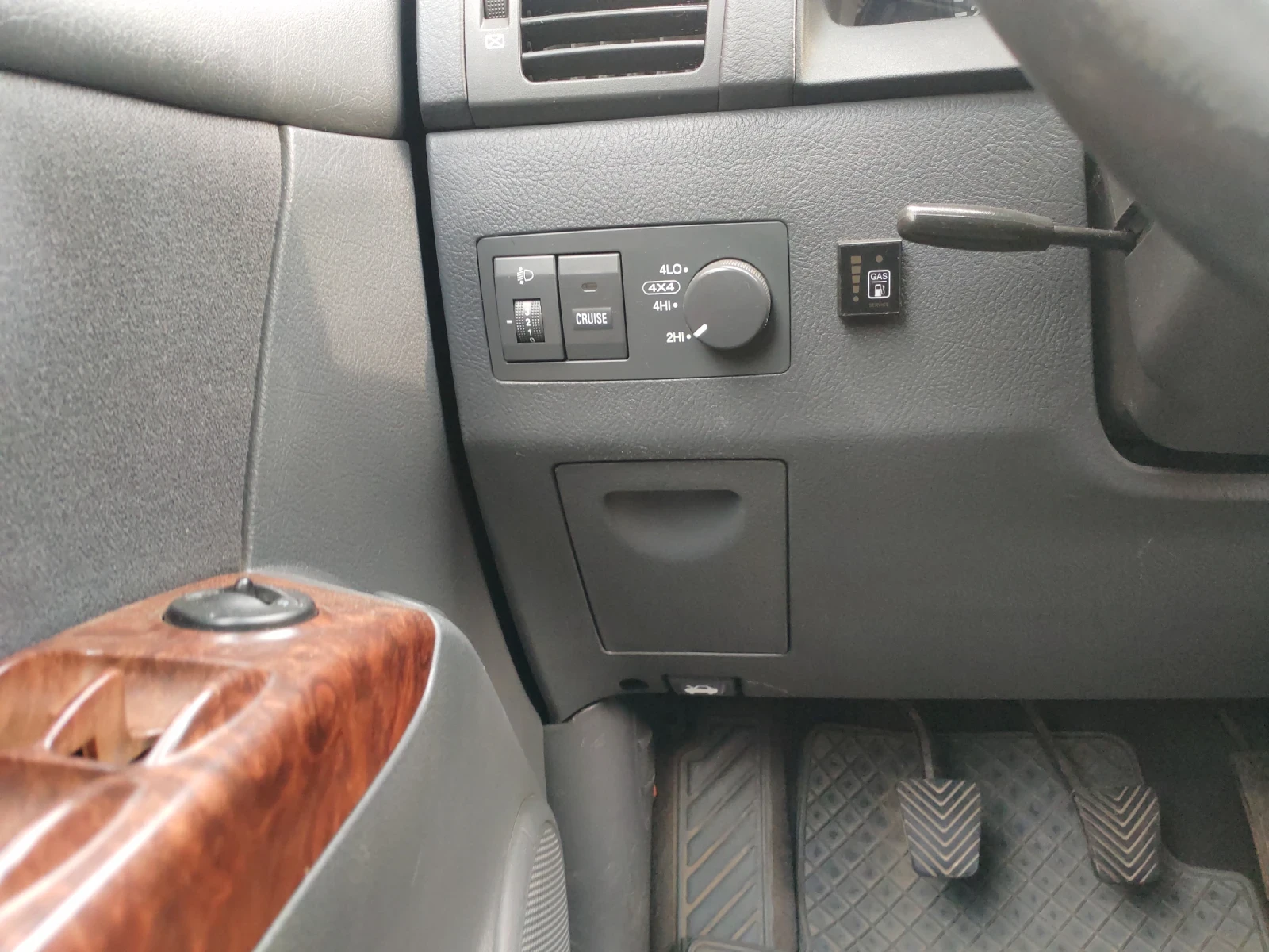 Kia Sorento 2.4, снимка 5 - Автомобили и джипове - 53833497