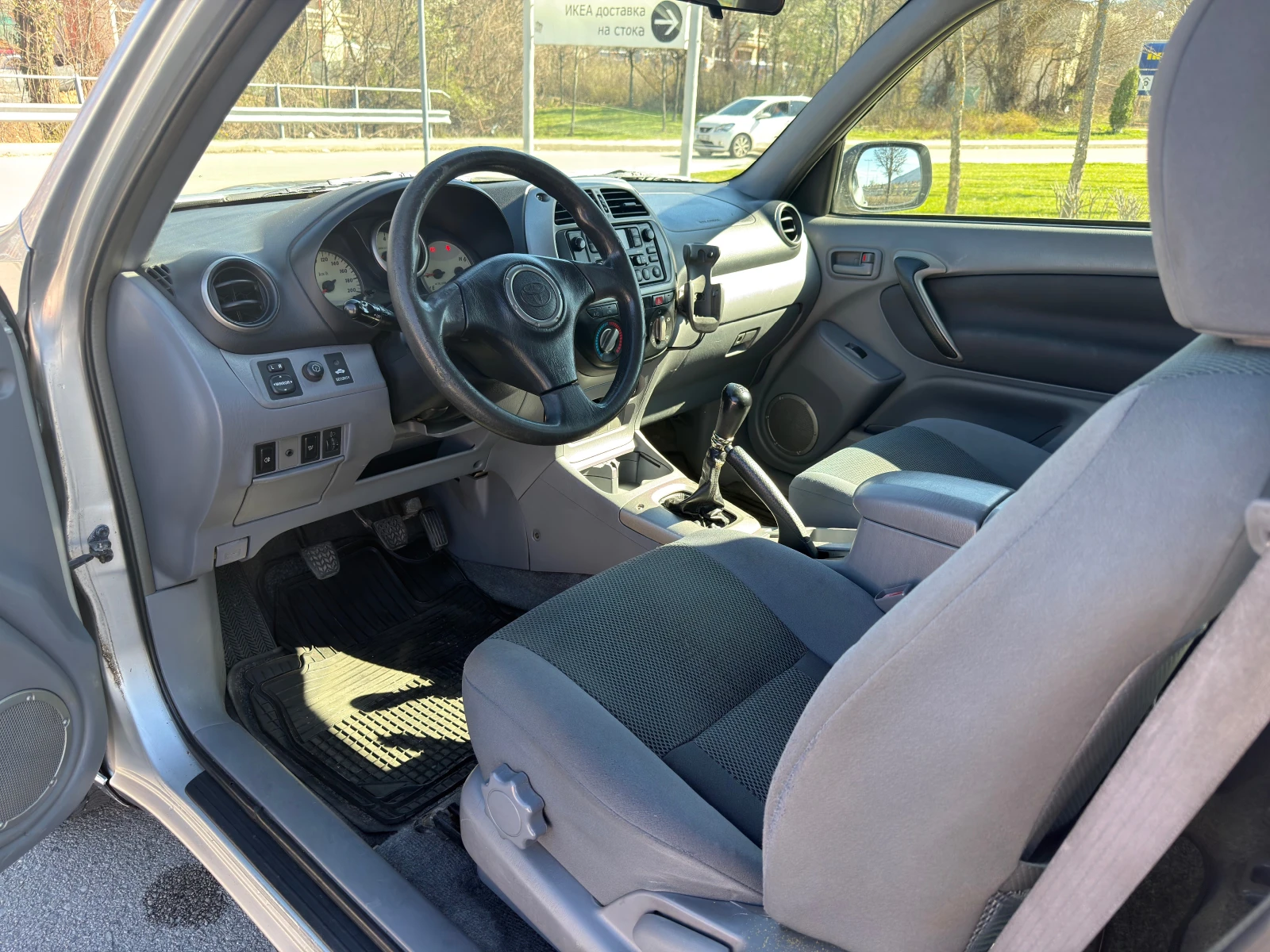 Toyota Rav4 D-4D-4x4, снимка 9 - Автомобили и джипове - 54114501