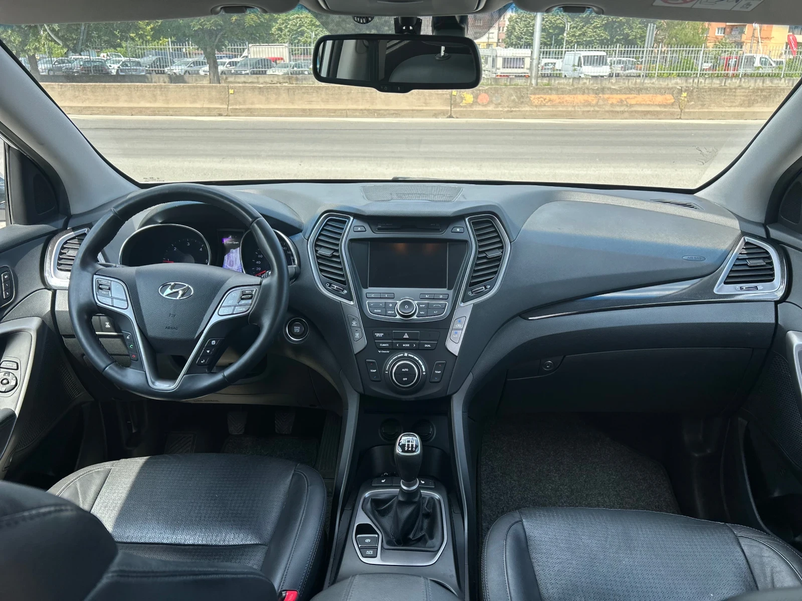 Hyundai Santa fe 4x4, снимка 11 - Автомобили и джипове - 54868523