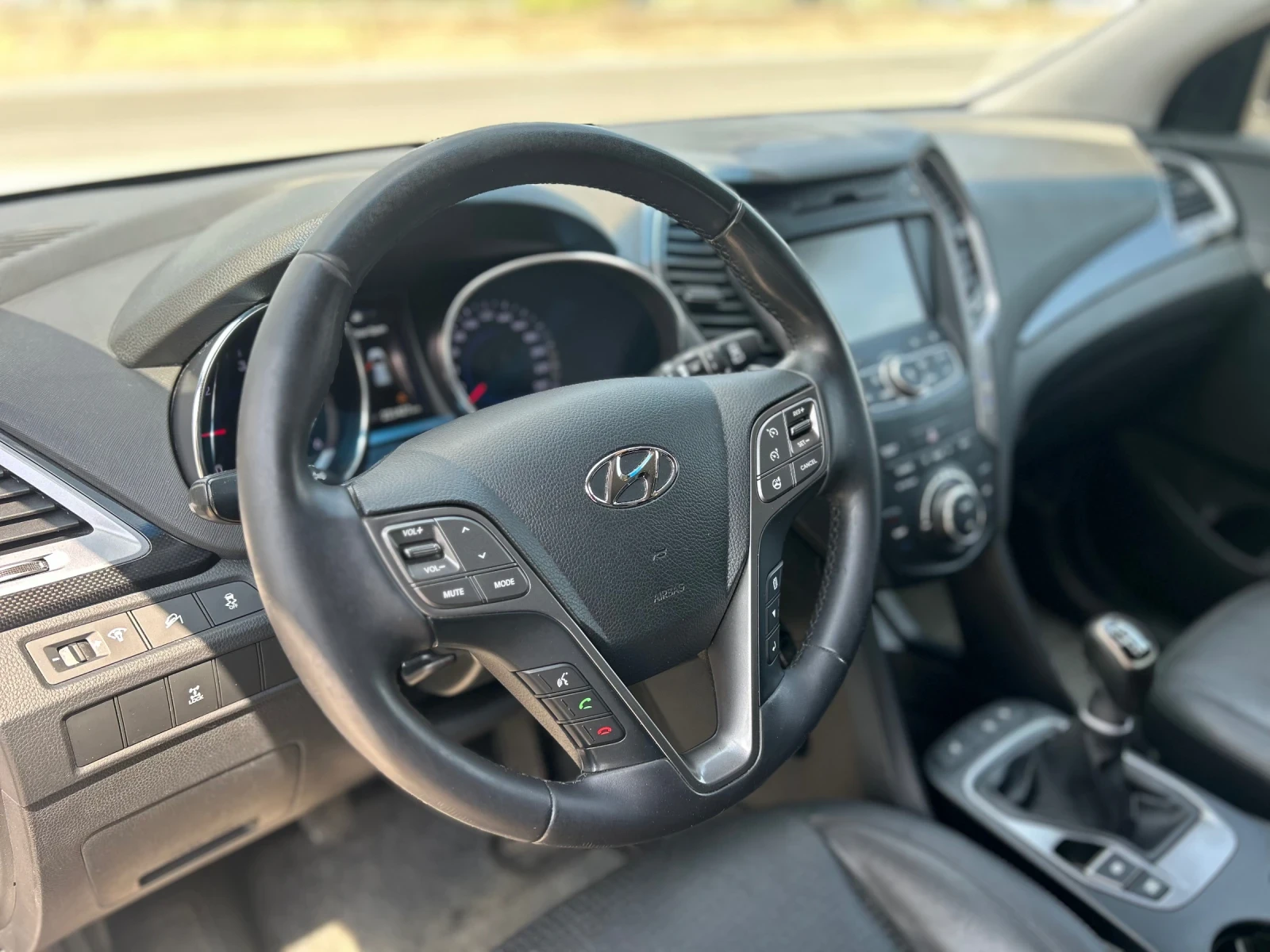 Hyundai Santa fe 4x4, снимка 9 - Автомобили и джипове - 54868523