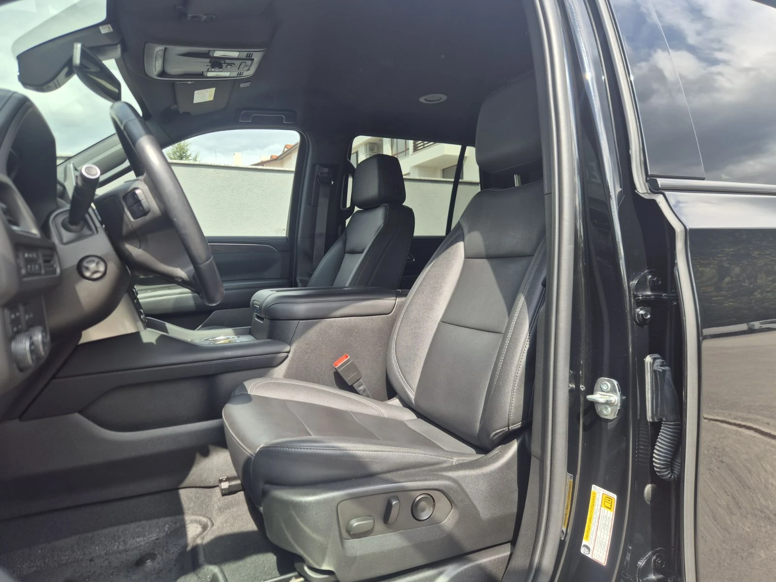 Chevrolet Tahoe Z71 5.3 4WD V8 Hydra-Matic, снимка 10 - Автомобили и джипове - 56117781