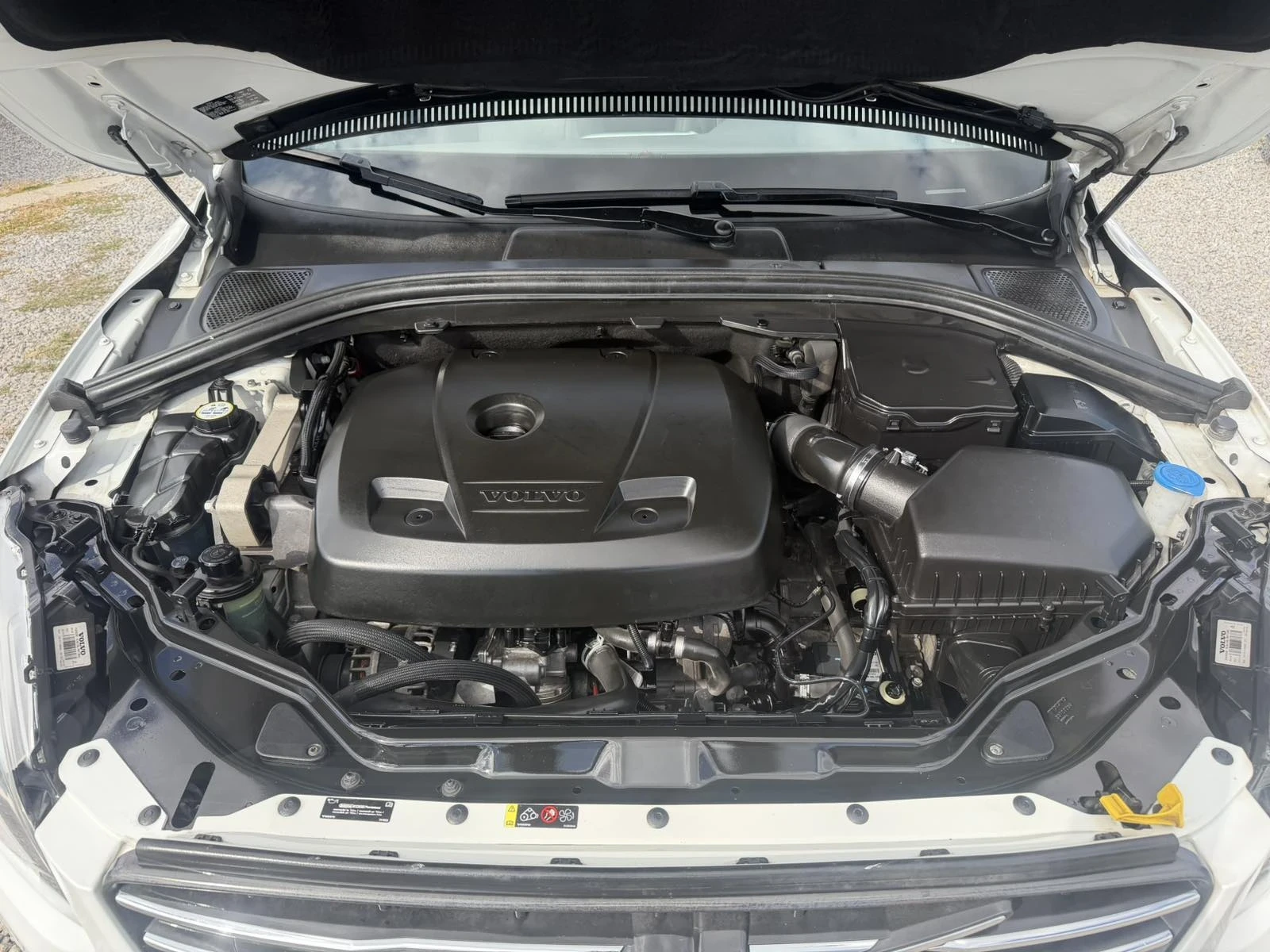 Volvo XC60, снимка 6 - Автомобили и джипове - 56213742