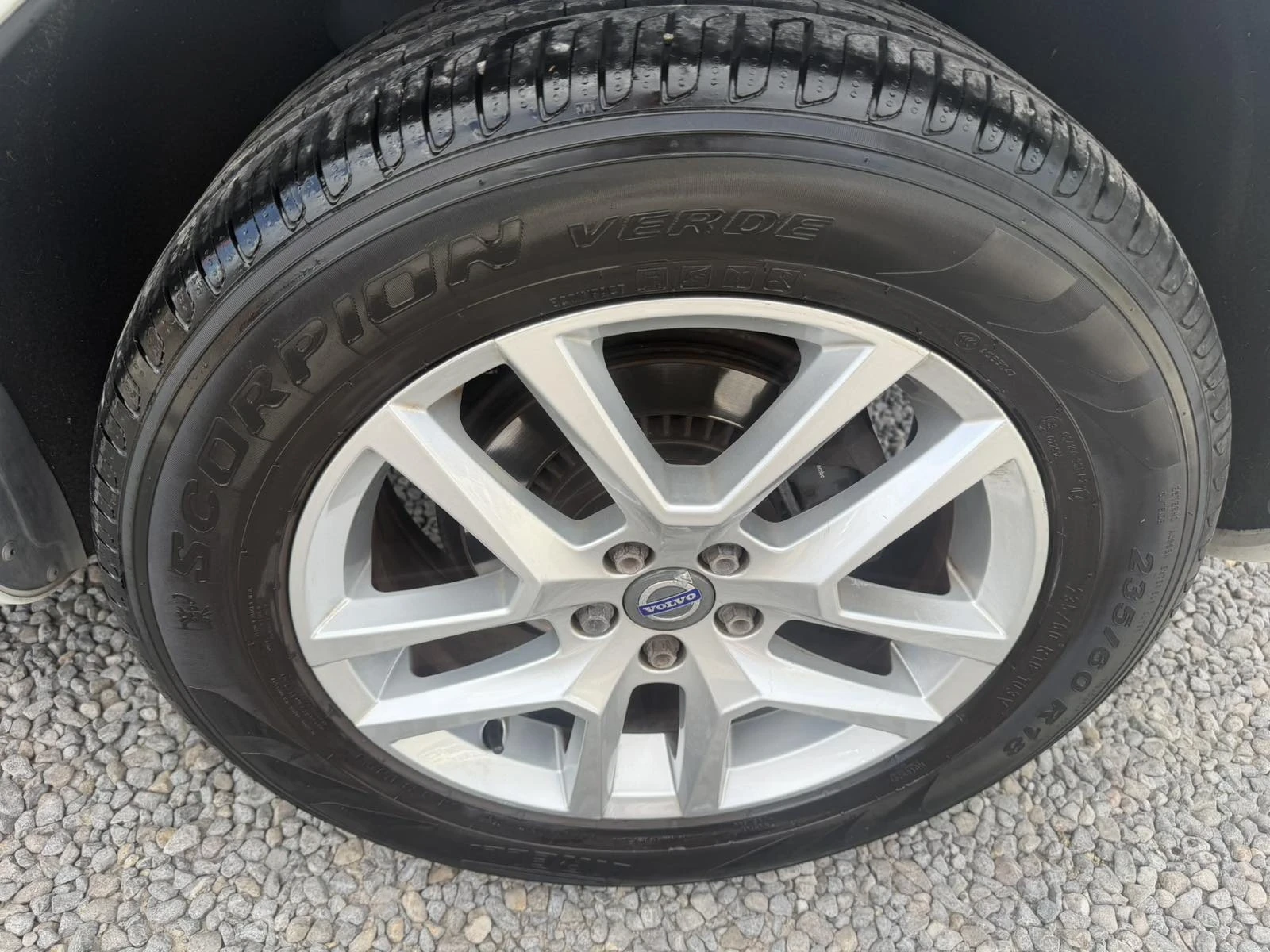 Volvo XC60, снимка 16 - Автомобили и джипове - 56213742