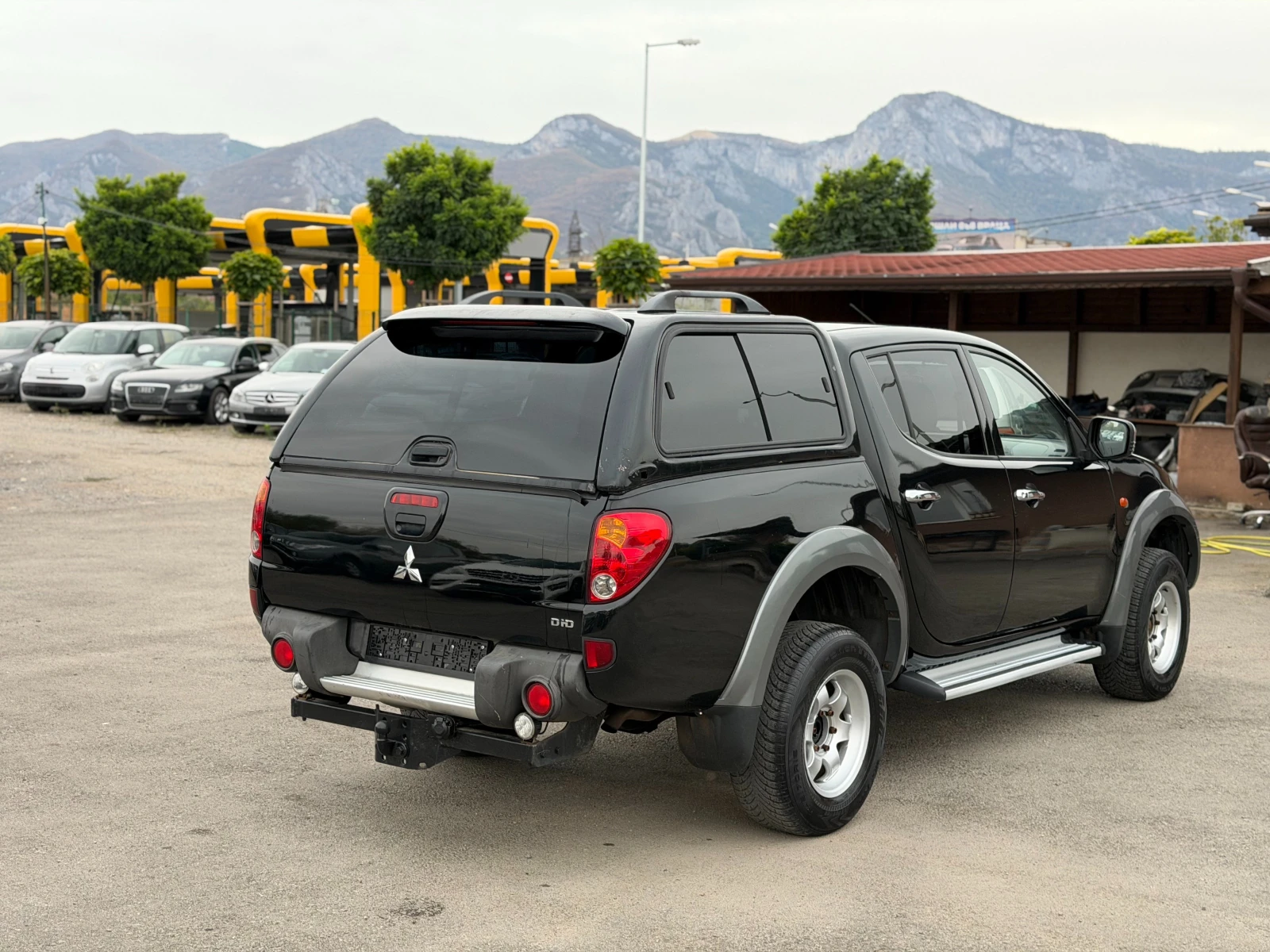 Mitsubishi L200 2.5DI-D 4x4, снимка 6 - Автомобили и джипове - 56233273