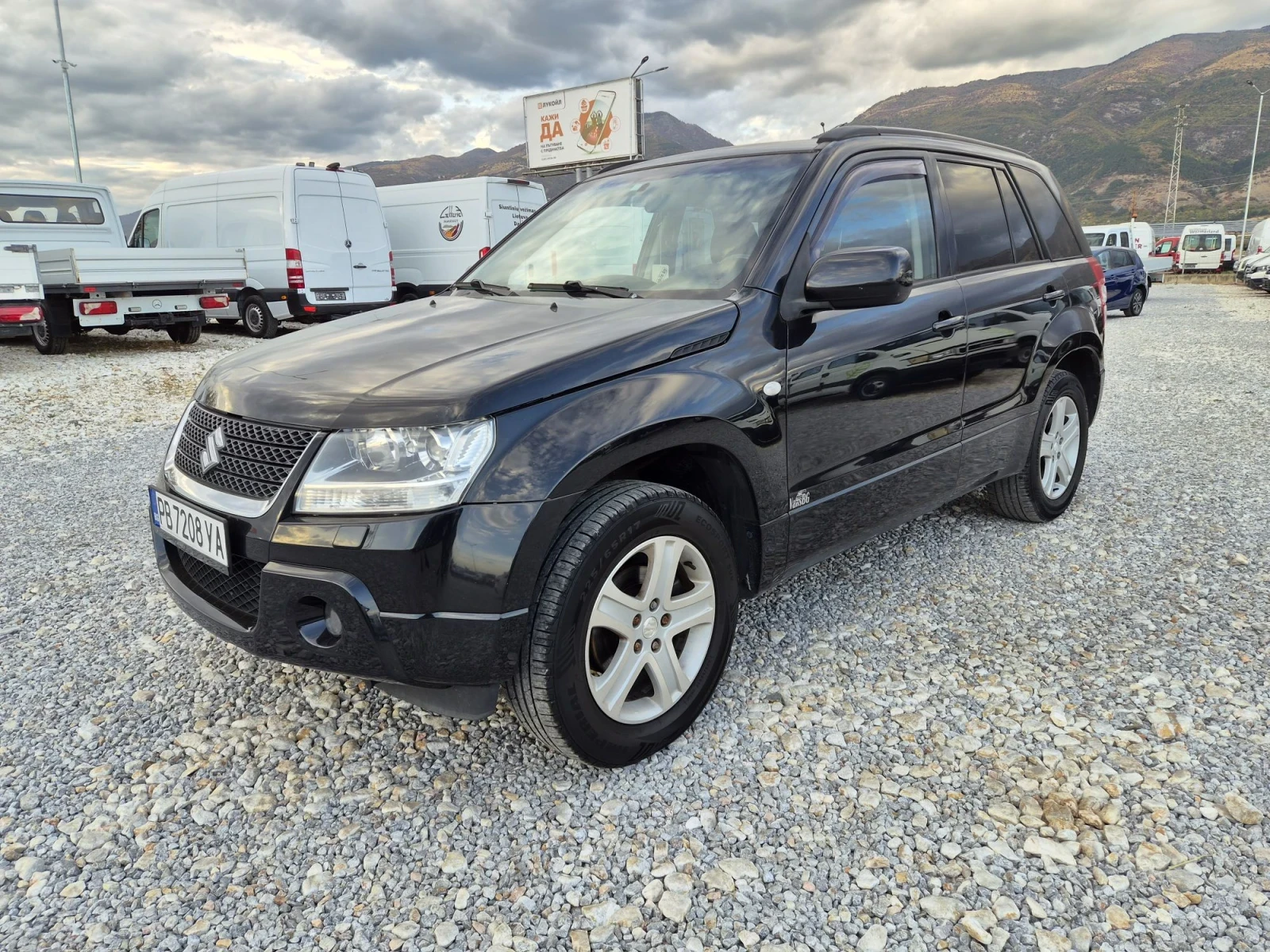 Suzuki Grand vitara 2.0 * Клима * 4 x 4