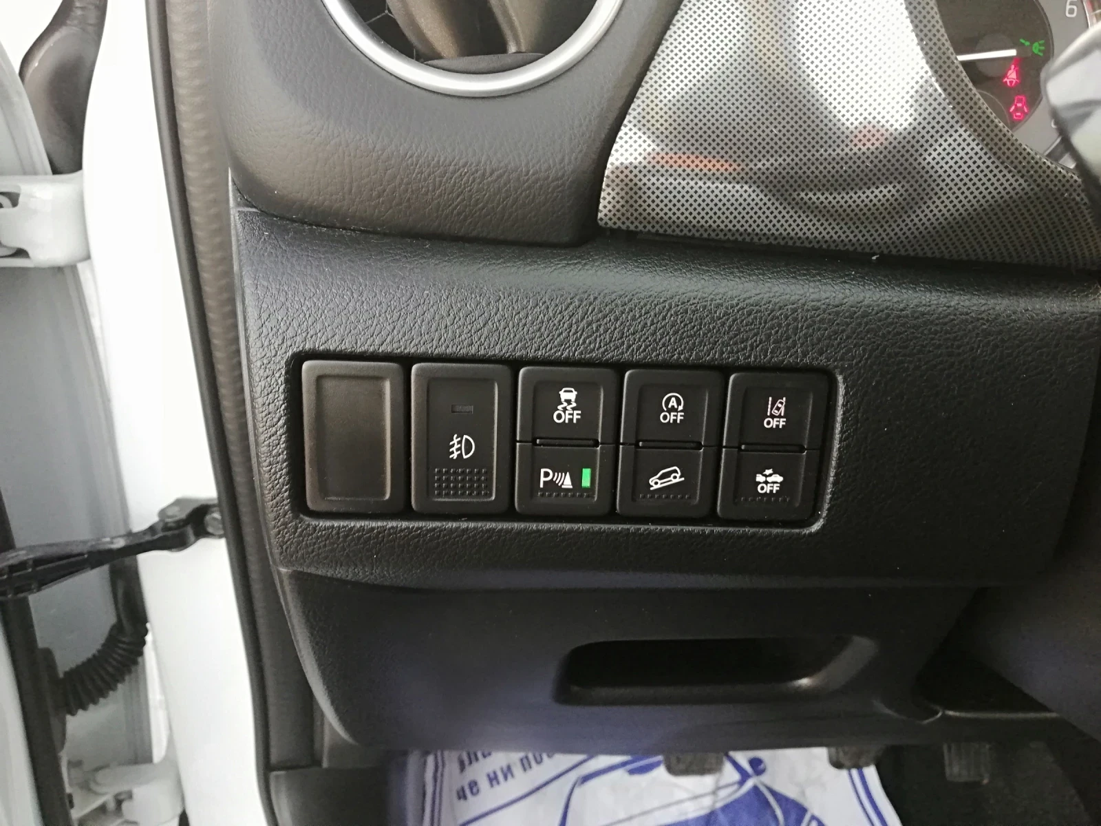 Suzuki Vitara 1.4I HIBRID NAVI 4X4, снимка 11 - Автомобили и джипове - 56574350