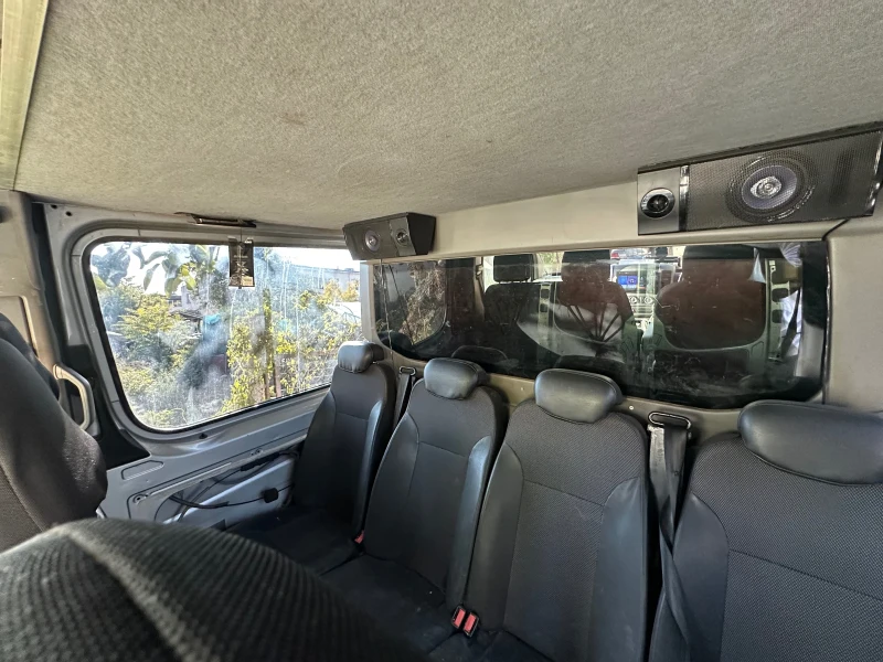 VW Crafter 2.5 , снимка 4 - Бусове и автобуси - 52245715