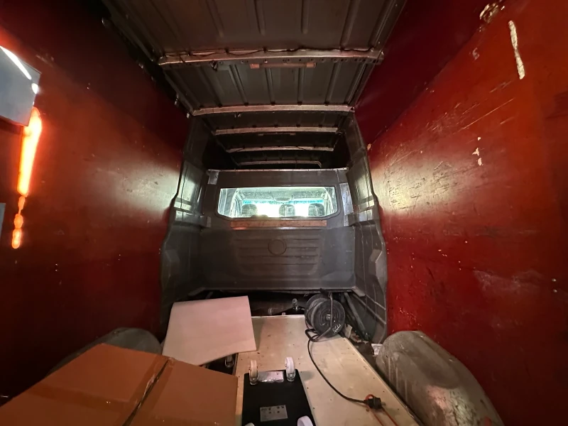 VW Crafter 2.5 , снимка 5 - Бусове и автобуси - 52245715