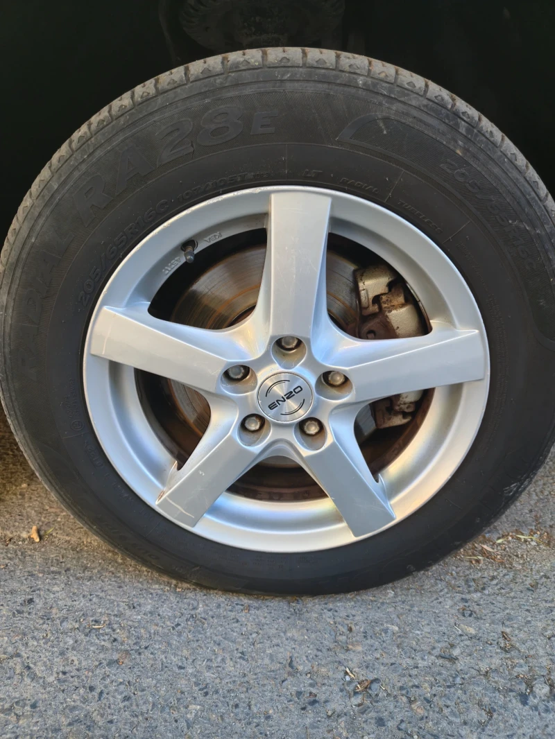 VW T5, снимка 8 - Бусове и автобуси - 51503056