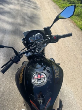 Triumph Street Triple 675 R (2012), снимка 5