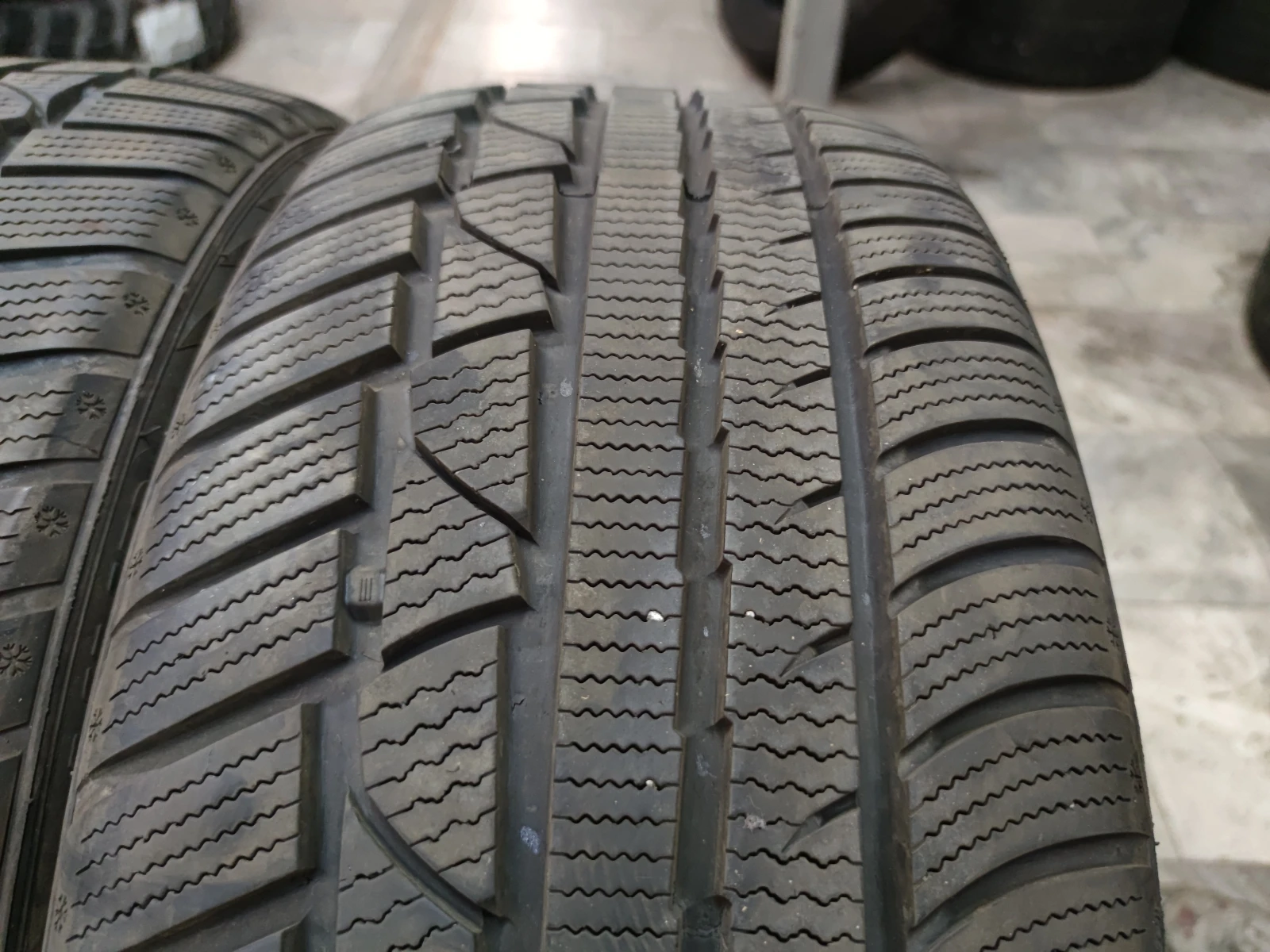  245/45R20 | Mobile.bg   4
