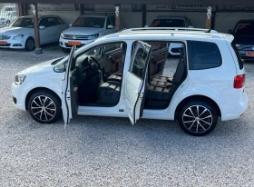 VW Touran 2.0TDI* R-LINE* NAVI* 7 МЕСТА* МУЛТИ ВОЛАН* ЛИЗИНГ, снимка 10