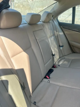 Mercedes-Benz C 200, снимка 9