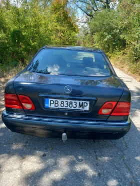 Mercedes-Benz E 300, снимка 2