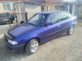 Opel Astra 1.6i, снимка 1