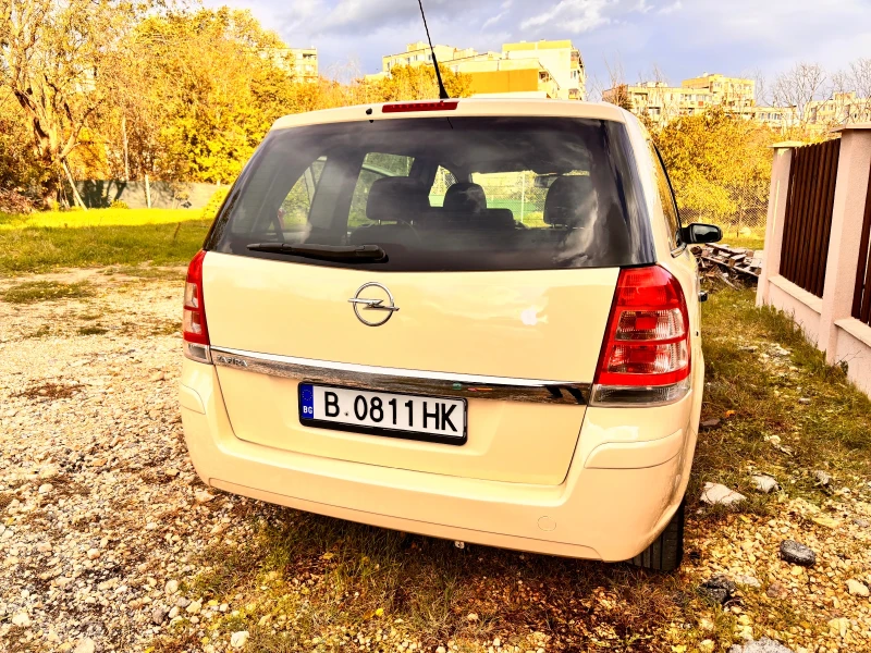 Opel Zafira 1.7CDTI Cosmo 110к.с. 6+ 1 места!, снимка 6 - Автомобили и джипове - 48006886