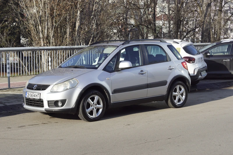 Suzuki SX4, снимка 2 - Автомобили и джипове - 48607920