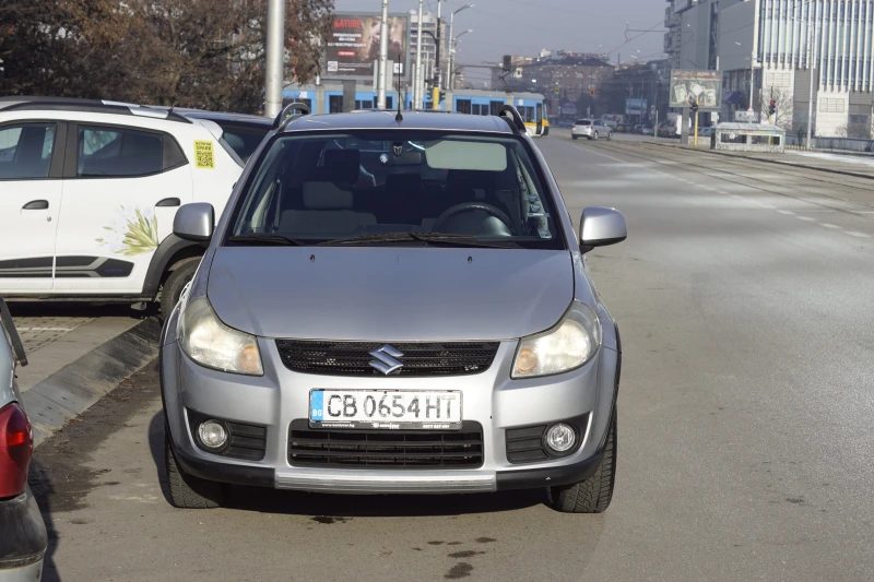 Suzuki SX4, снимка 1 - Автомобили и джипове - 48607920