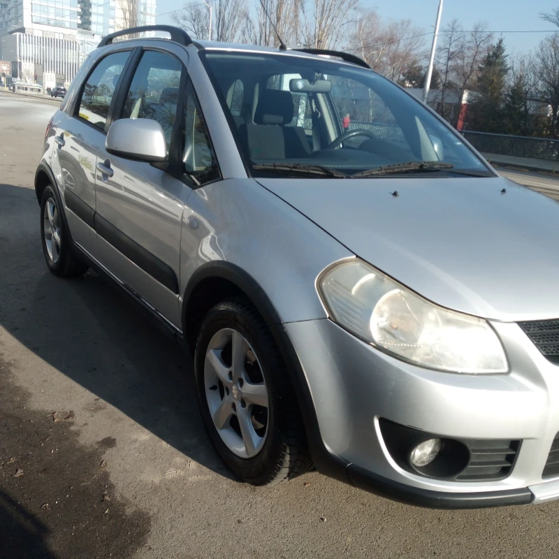 Suzuki SX4, снимка 7 - Автомобили и джипове - 48607920