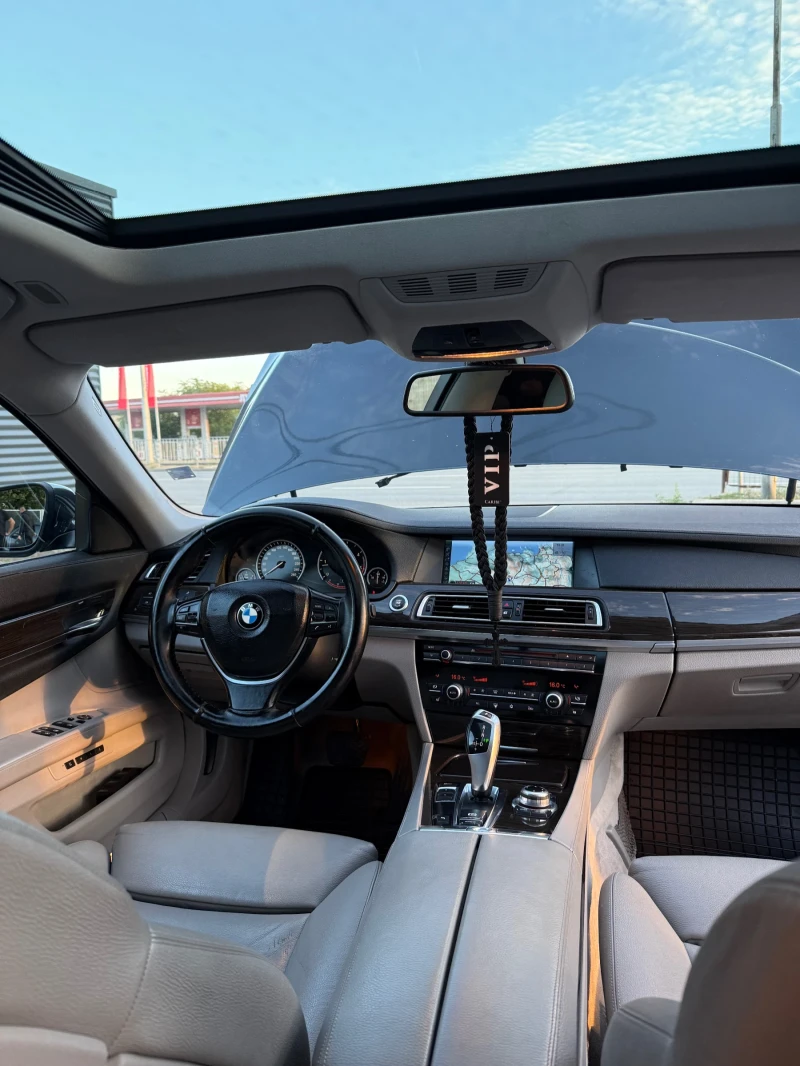BMW 730, снимка 7 - Автомобили и джипове - 52738158