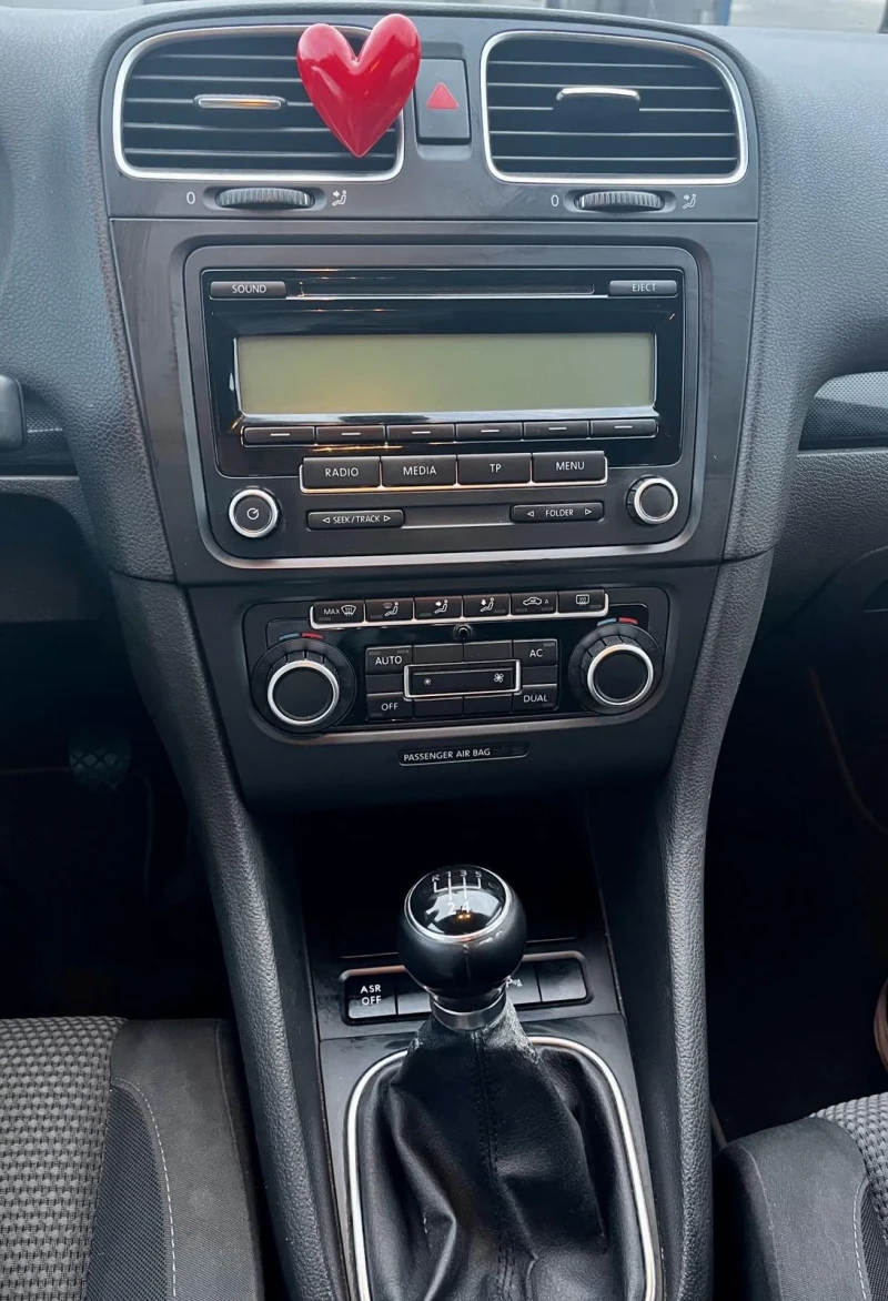 VW Golf, снимка 7 - Автомобили и джипове - 53089230