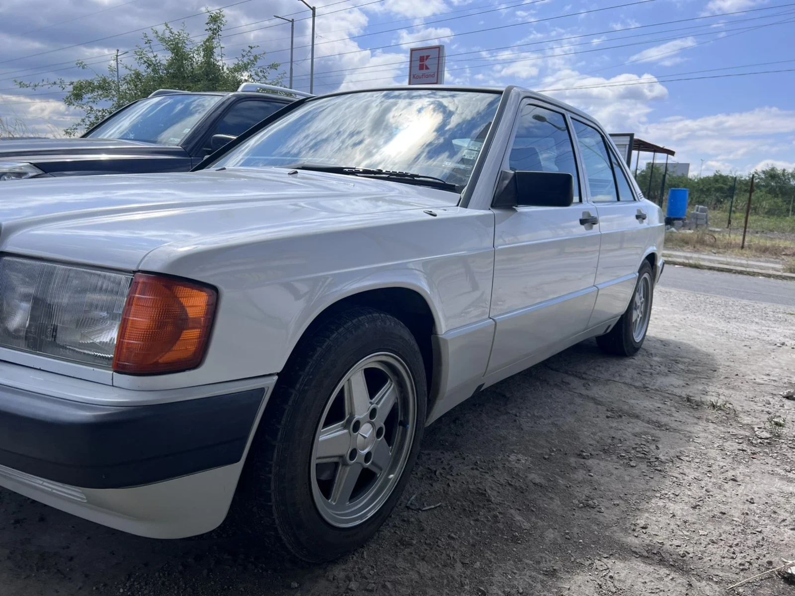 Mercedes-Benz 190, снимка 1