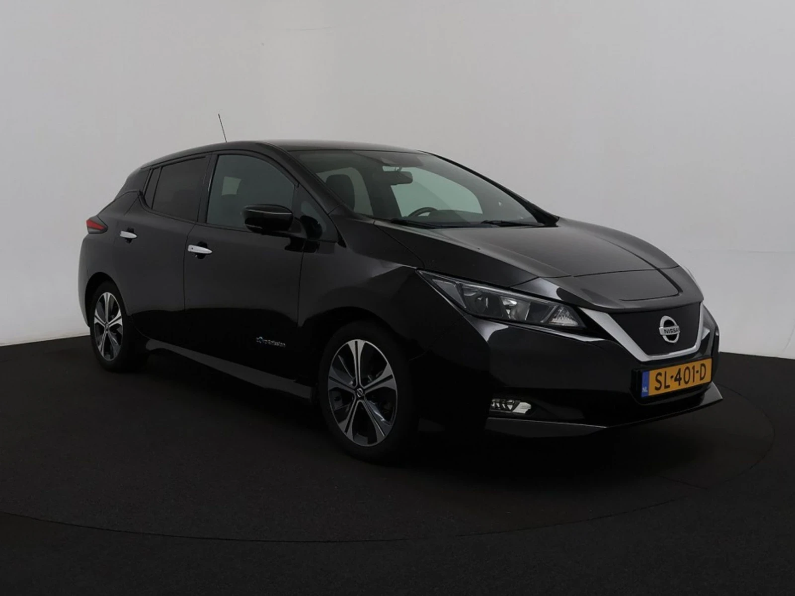 Nissan Leaf  Premium 40kwh | Mobile.bg — изображение 1