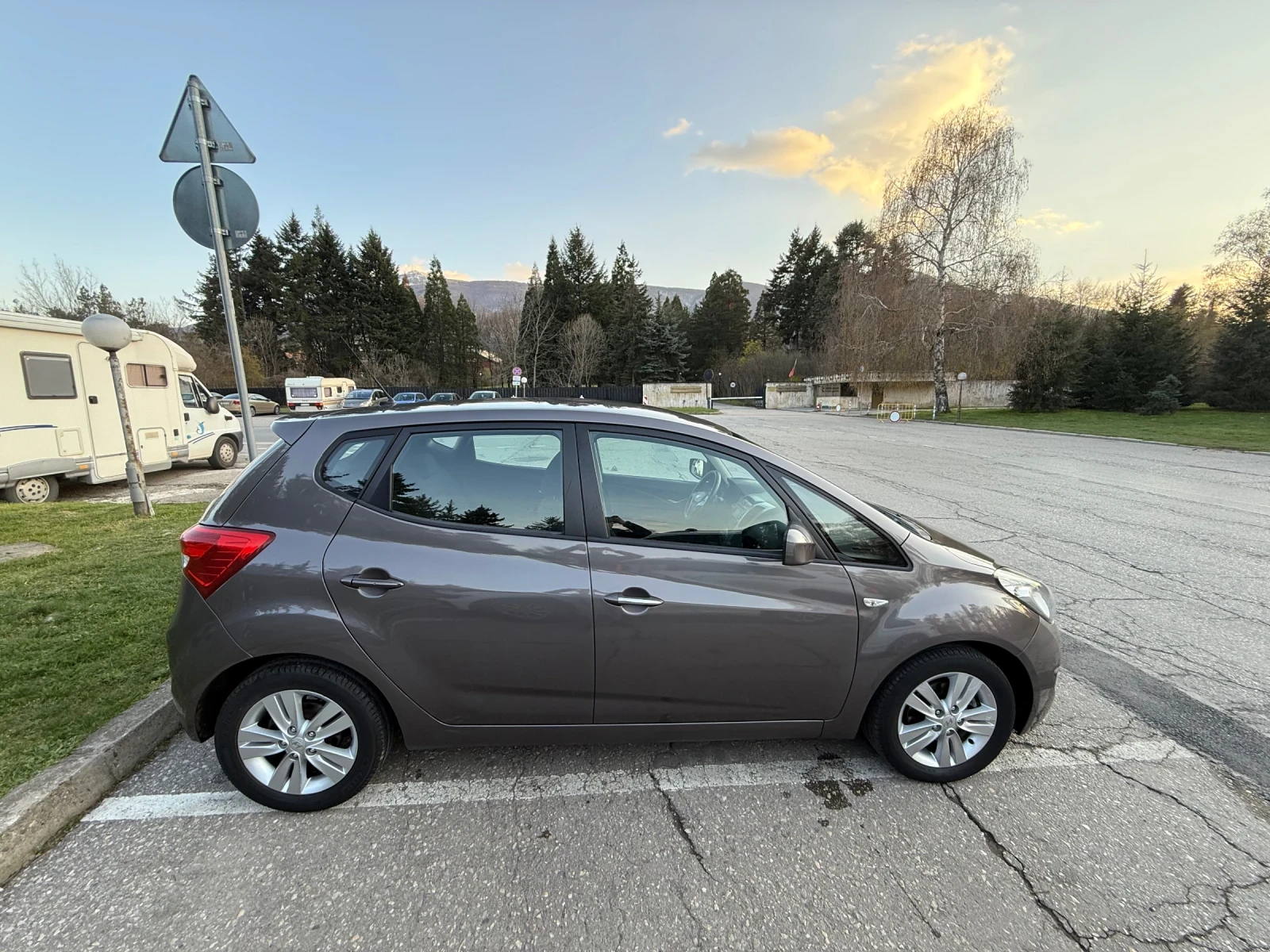 Hyundai Ix20  - изображение 5