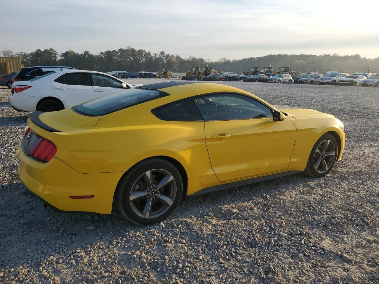 Ford Mustang  - изображение 4