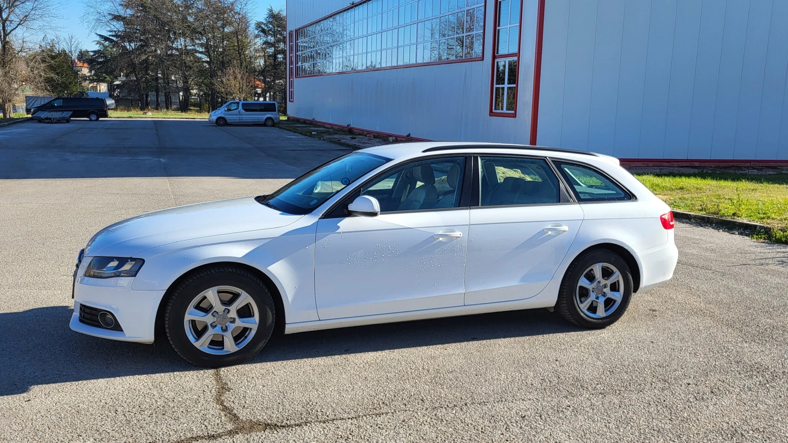 Audi A4  - изображение 4