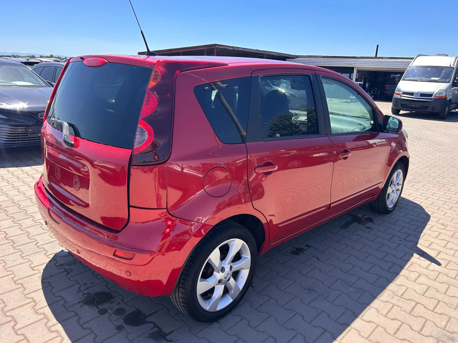 Nissan Note 1.6i NAVI EURO 4 - изображение 6