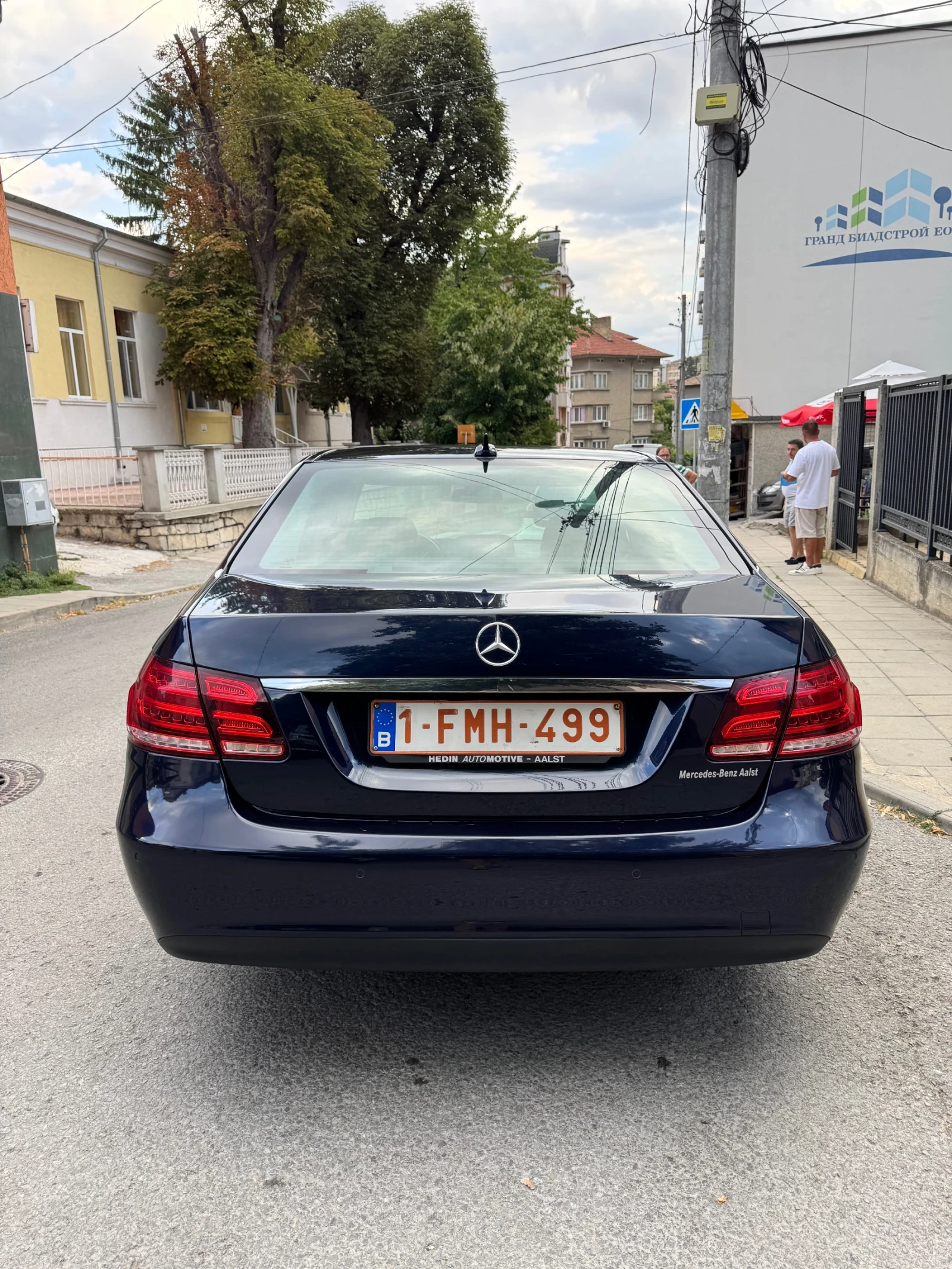Mercedes-Benz E 200 86000km РЕАЛНА - изображение 5
