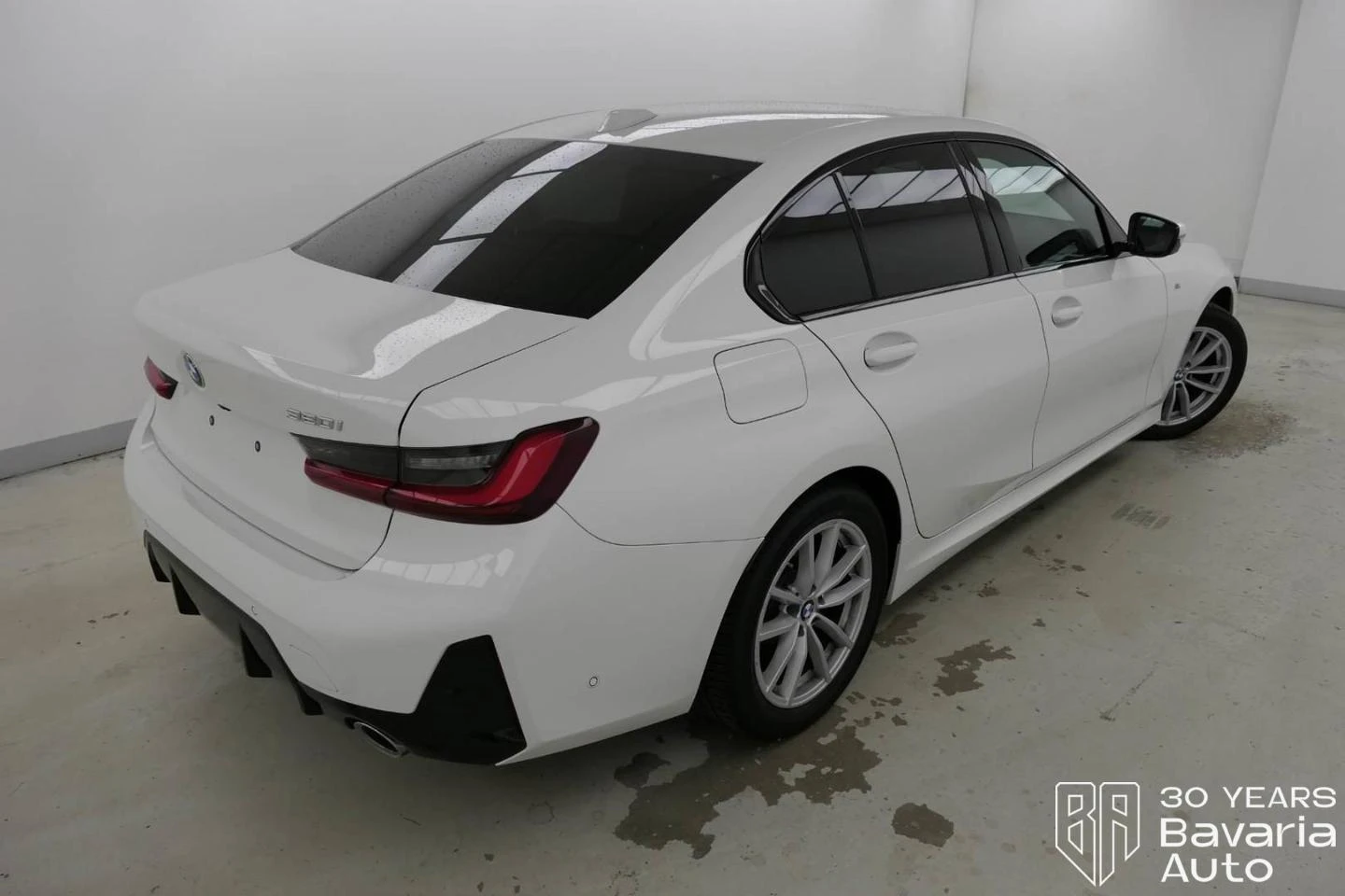 BMW 320 i M Sport Paket - изображение 3