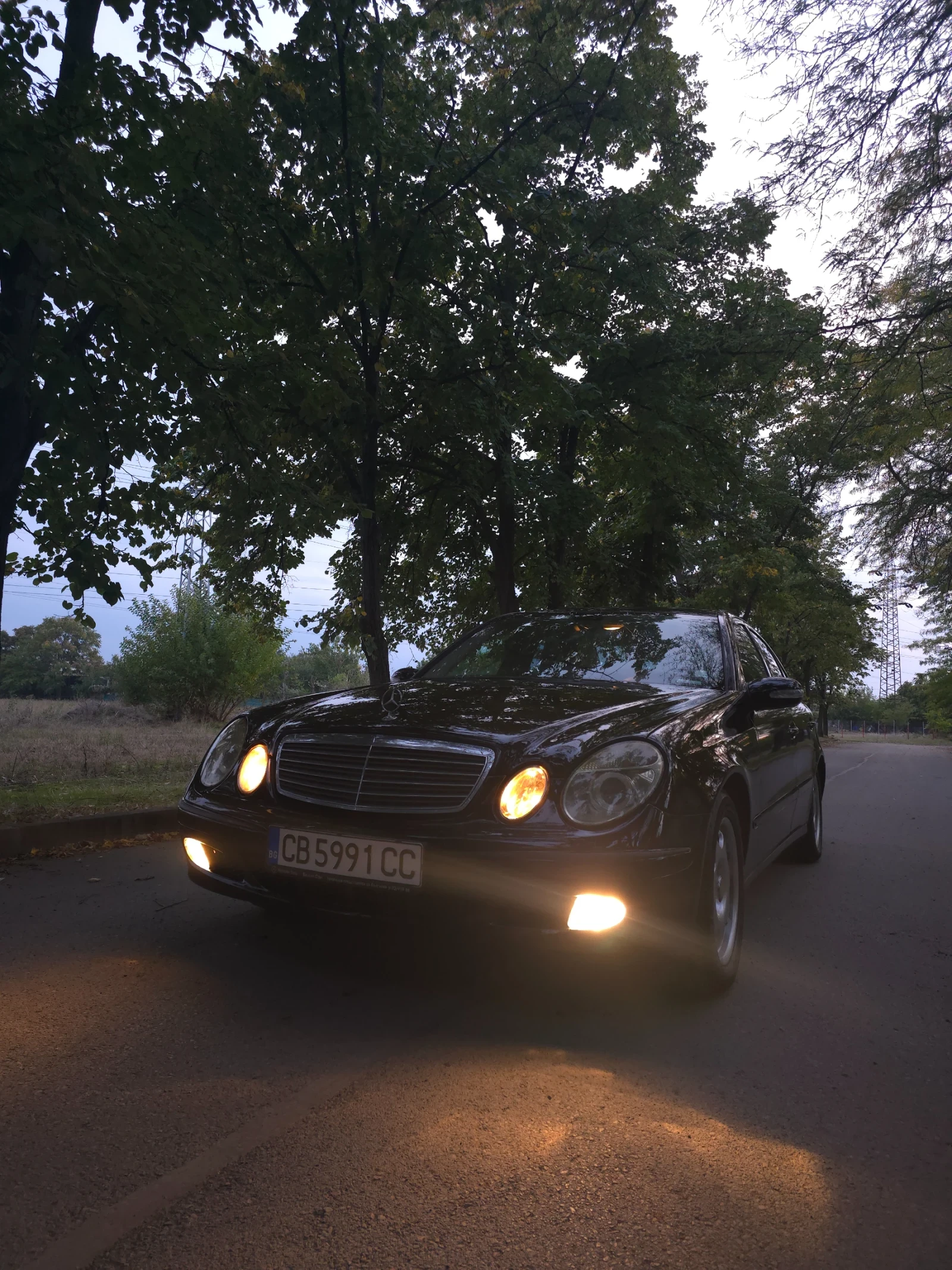 Mercedes-Benz E 220 Classic - изображение 4