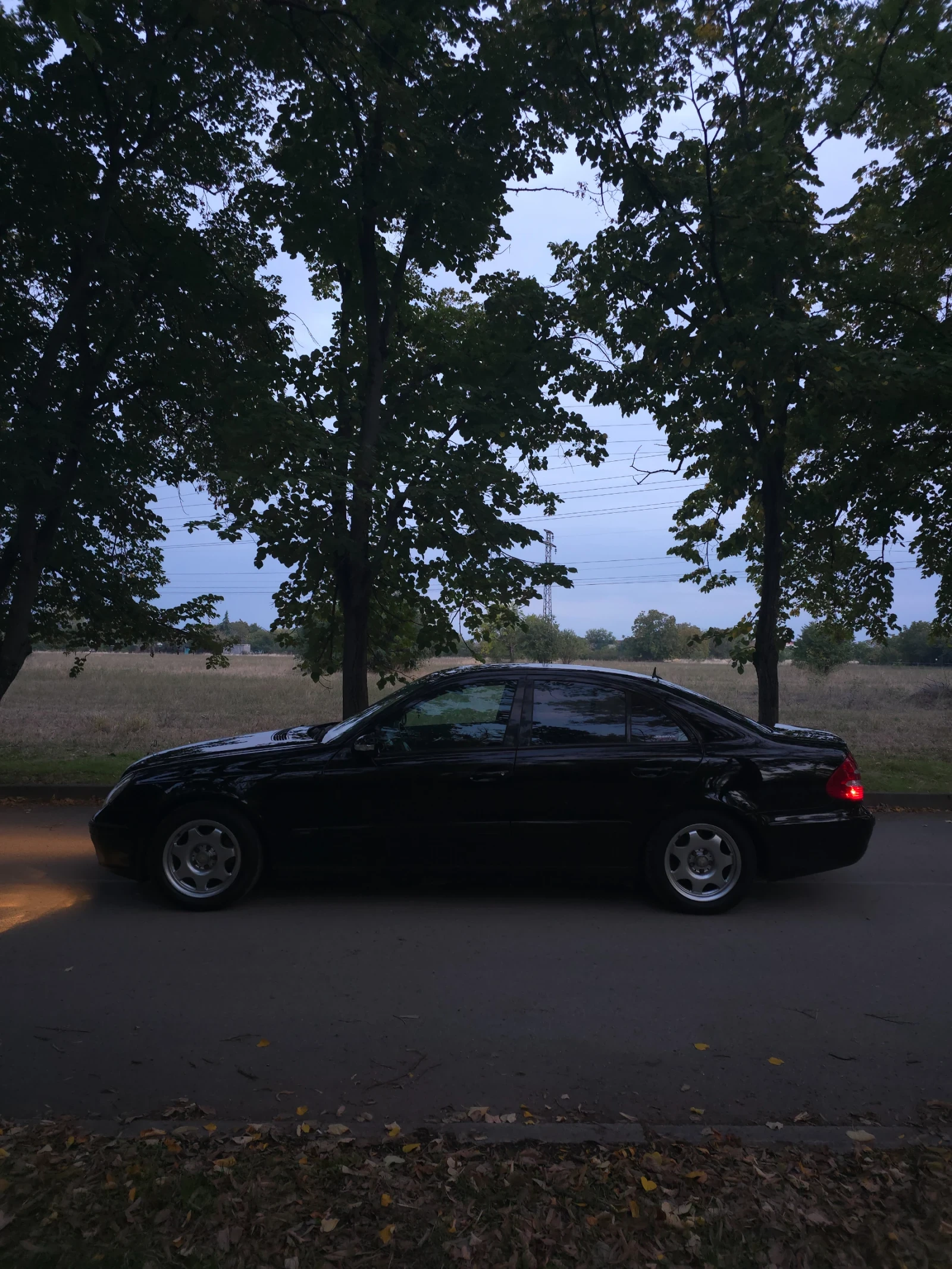 Mercedes-Benz E 220 Classic - изображение 6