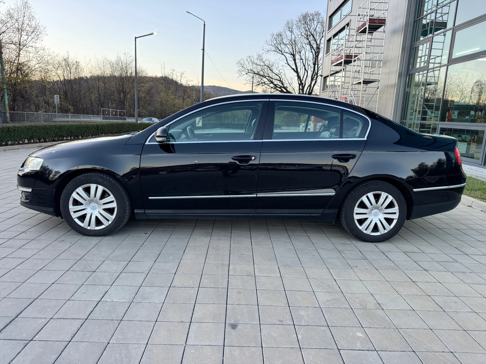 VW Passat 2.0 GPL* High Line* DSG* sedan - изображение 4