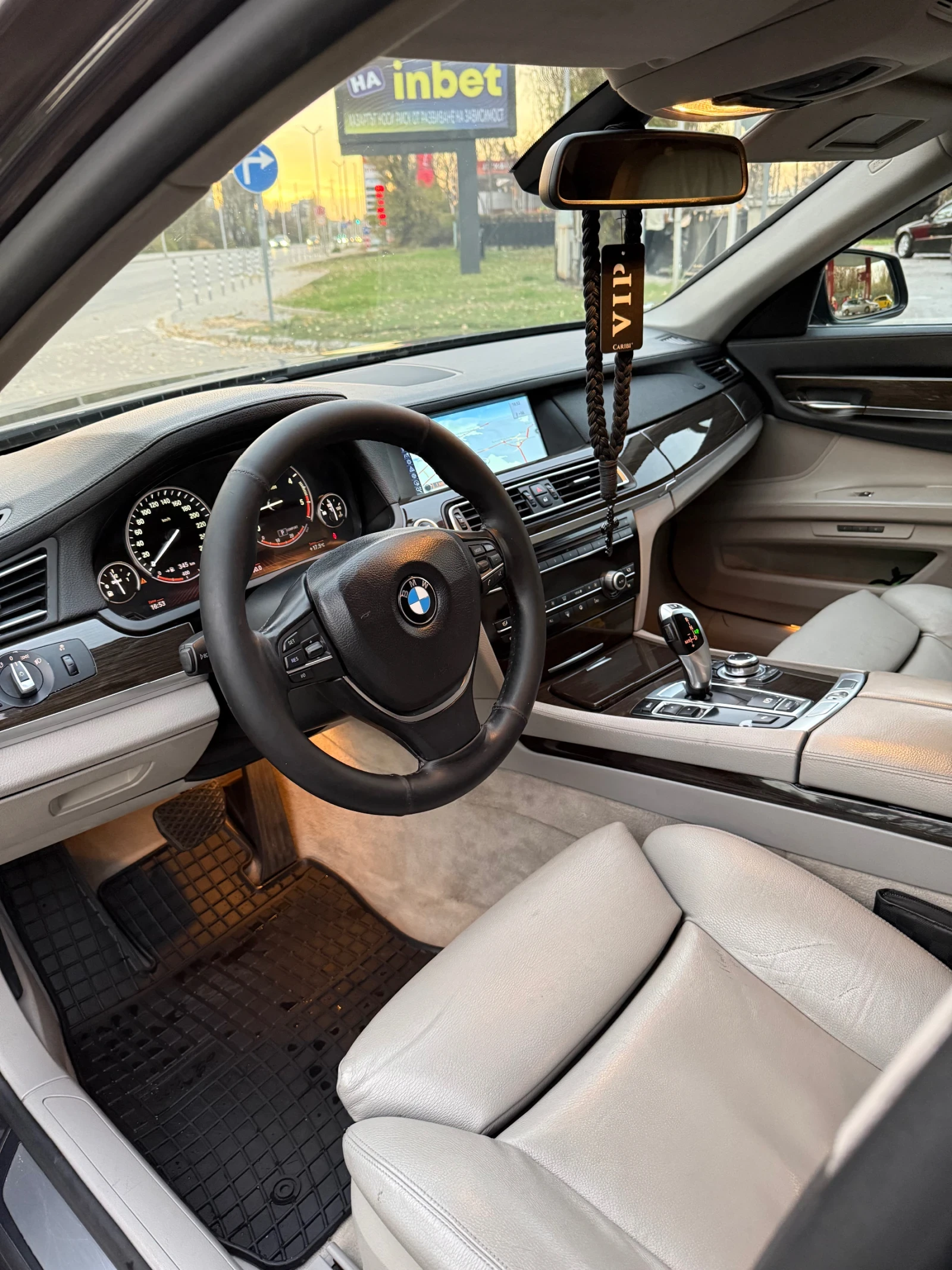 BMW 730  - изображение 6